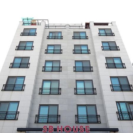 Sb House Hotel Suwon Exterior photo